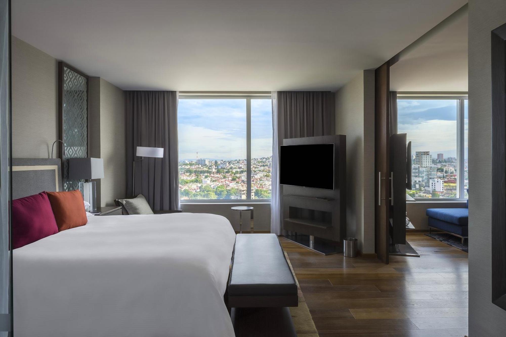 Master Suite,1444513843:JPEG